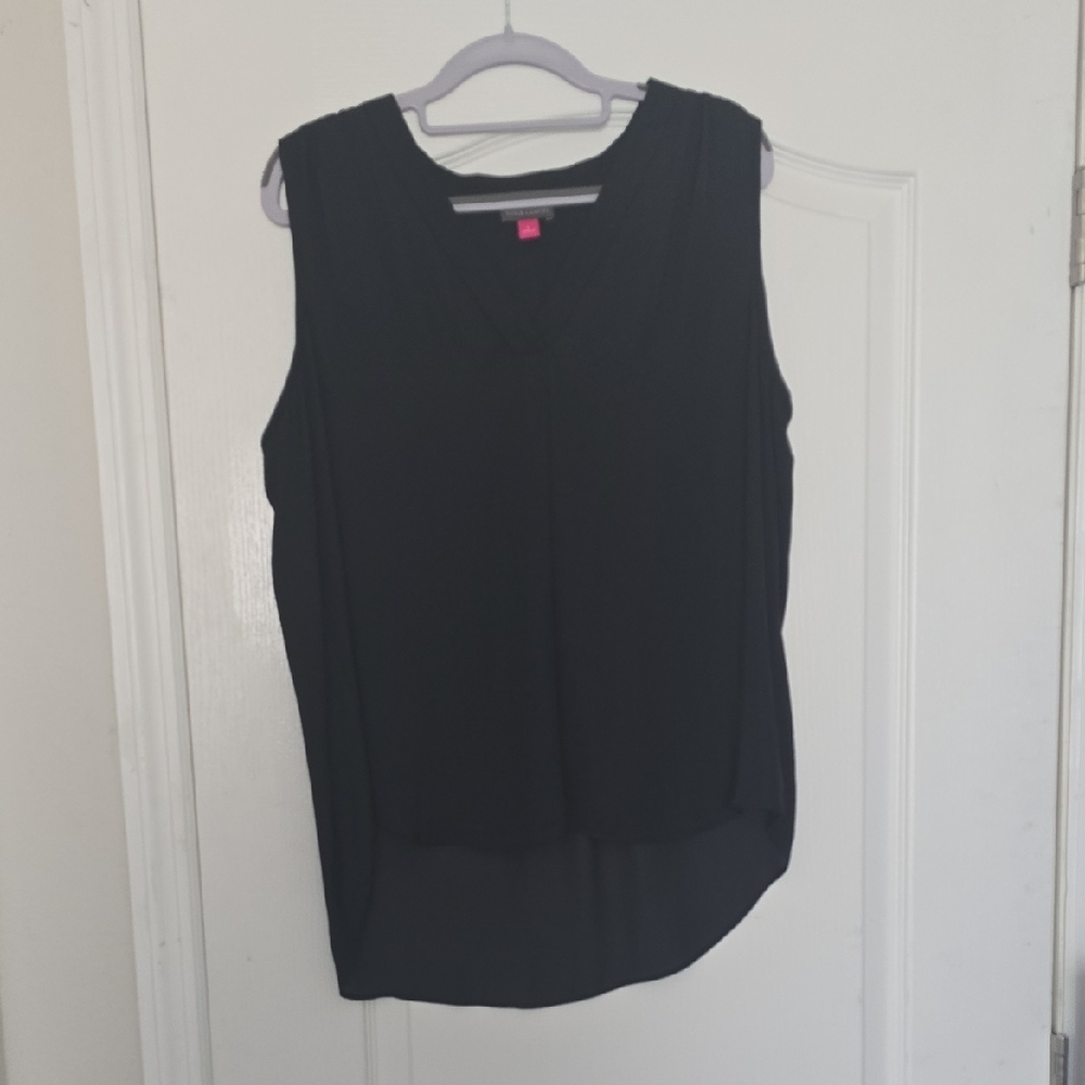 Vince Camuto Black V-Neck Blouse